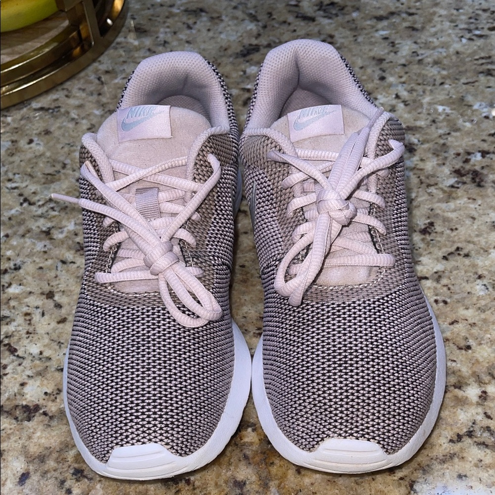 💫Nike Tanjun